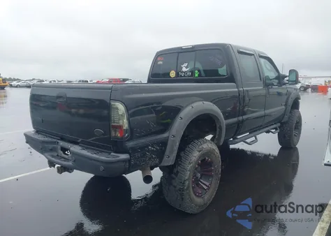 2006 Ford F250 Super Duty из США, поврежденный, VIN 1FTSW21P36EA64169